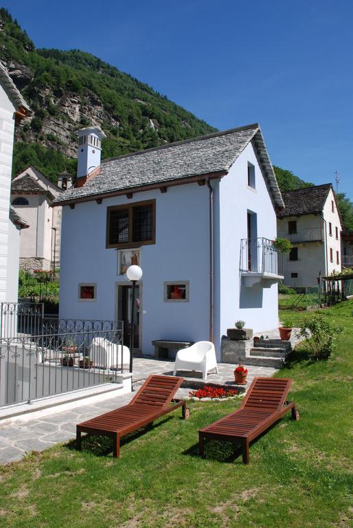 Ca' Del Borgo Hotel Cadarese Bagian luar foto