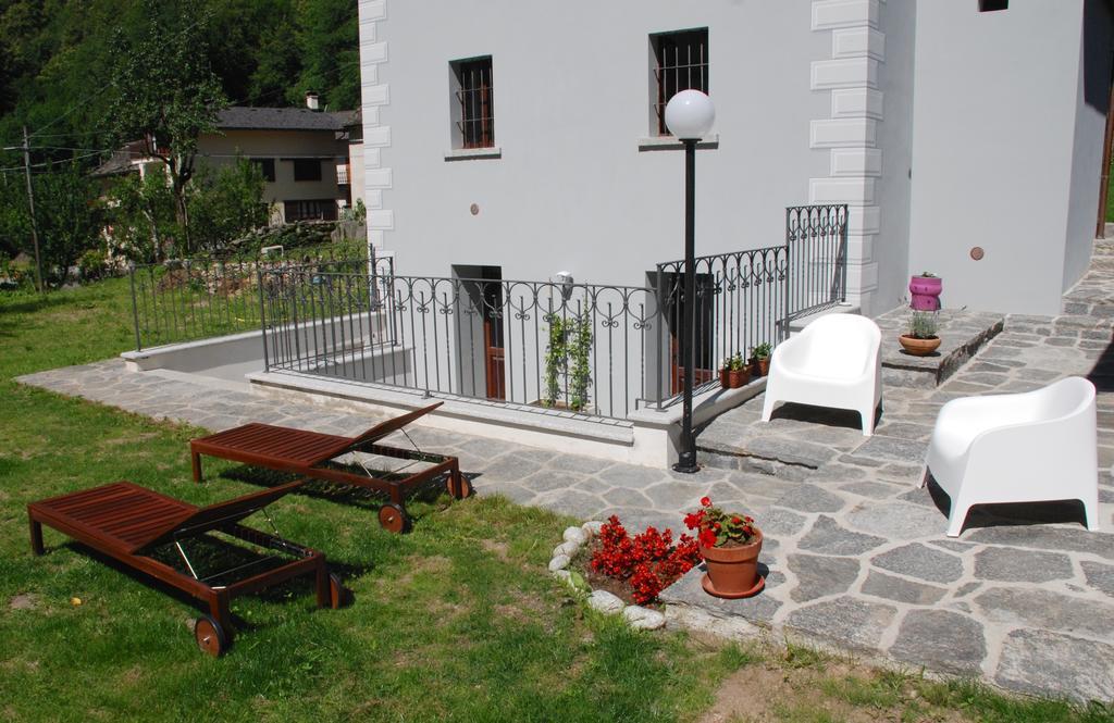 Ca' Del Borgo Hotel Cadarese Bagian luar foto