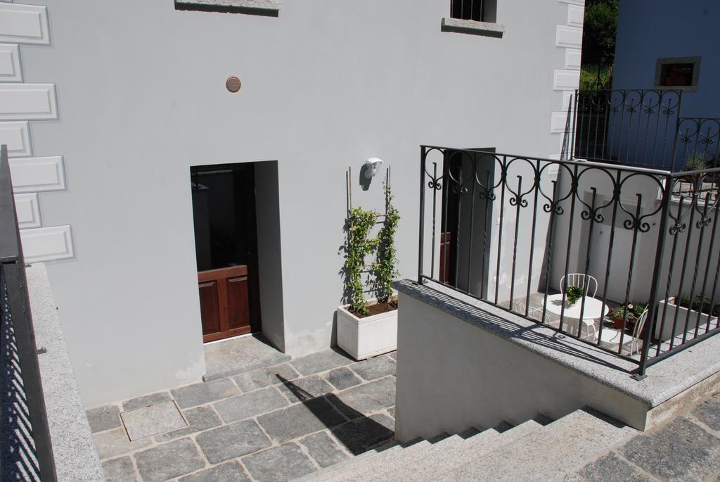 Ca' Del Borgo Hotel Cadarese Bagian luar foto